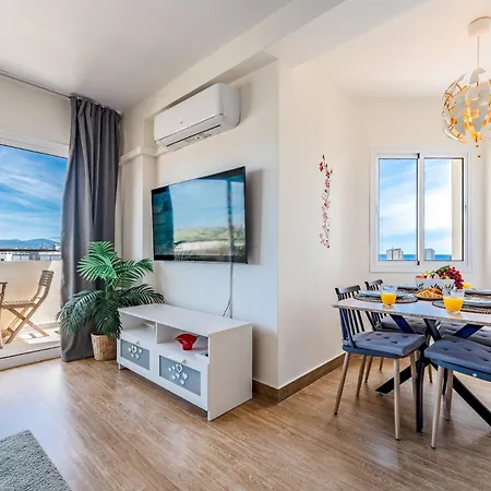 Sunrise Haven, Spacious, Bright, Pool, Terraces Apartment
